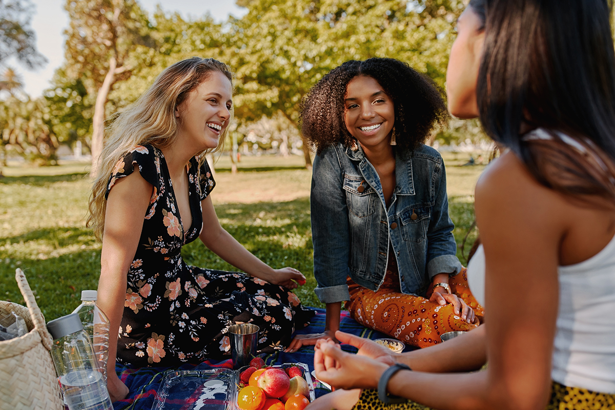 women having a picnic