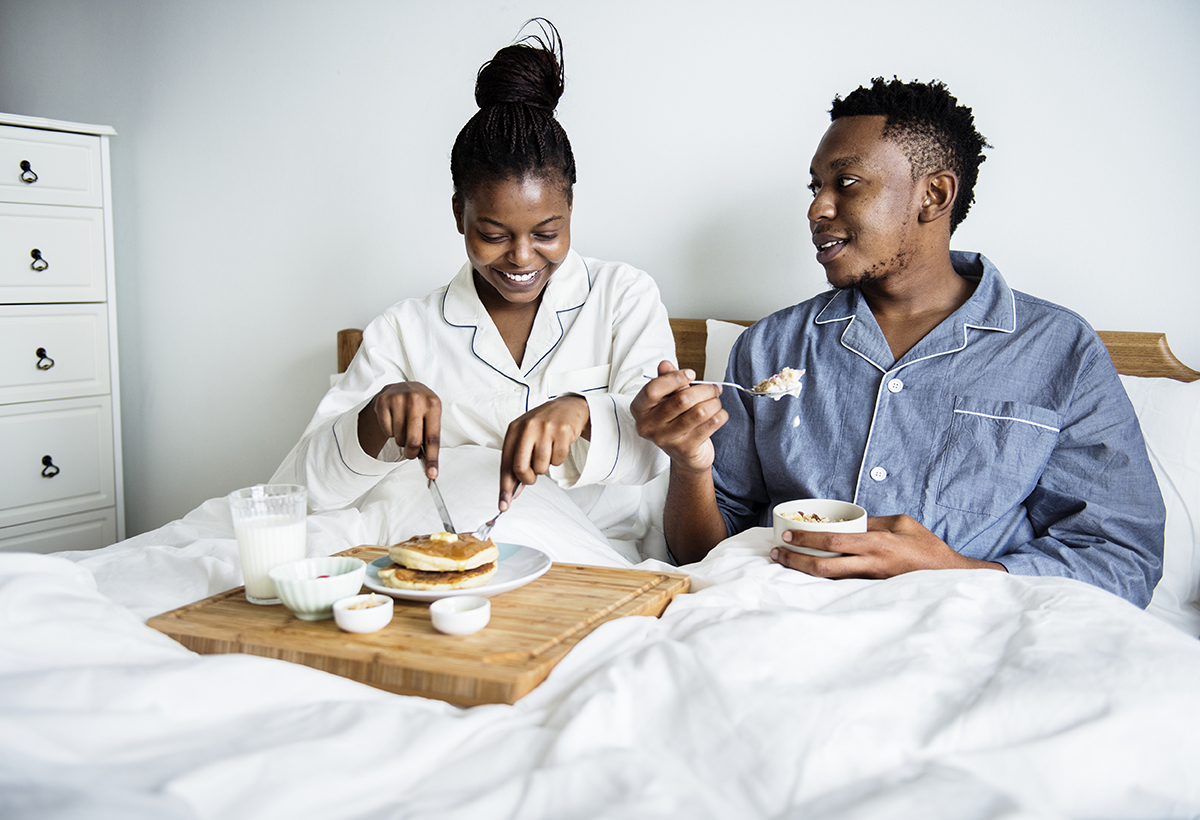 valentine's day breakfast in bed